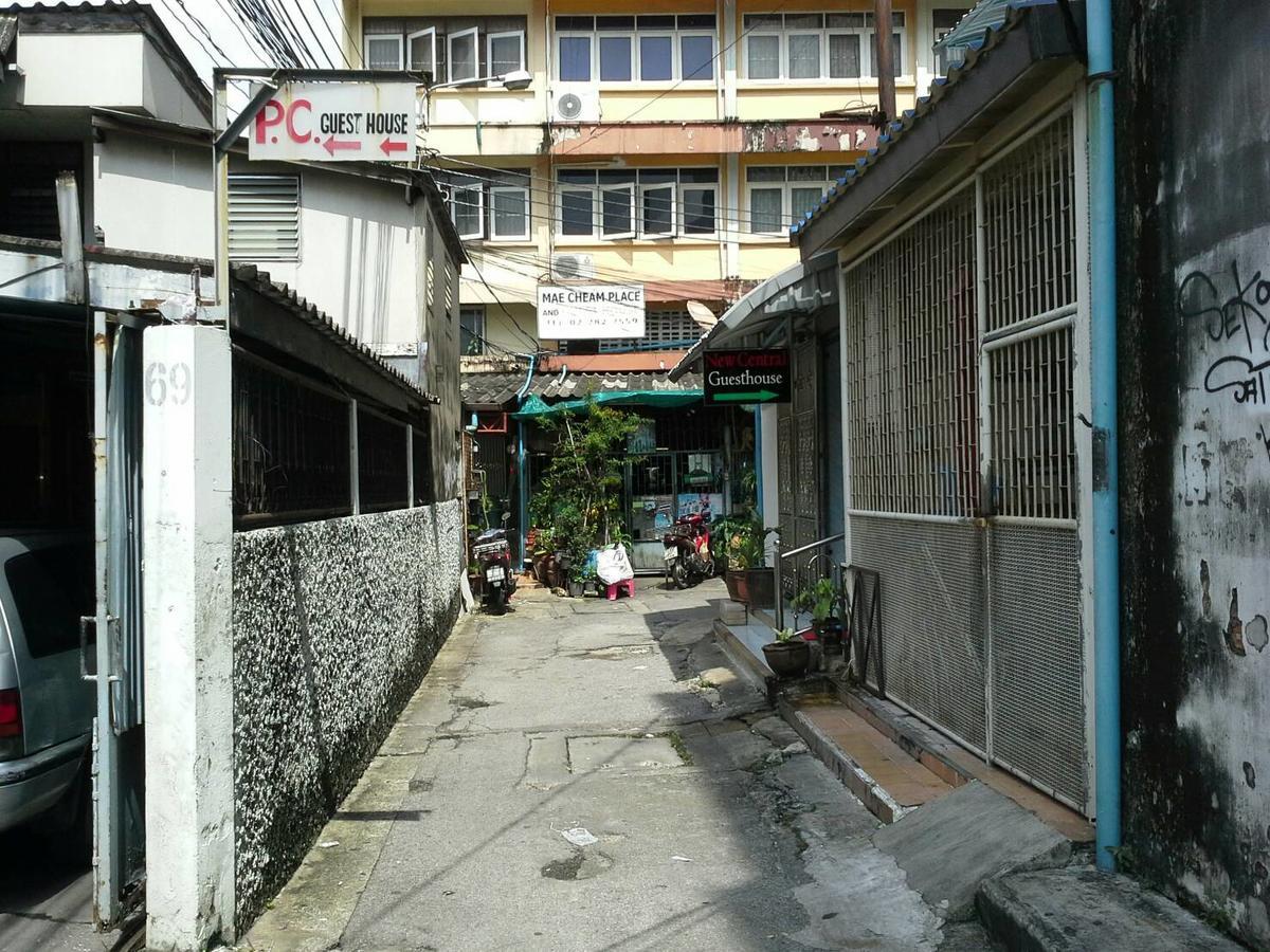 New Central Guesthouse Bangkok Exterior photo